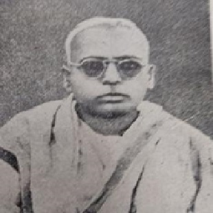 Dr. Velukkutty Arayan